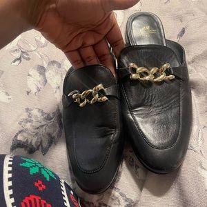 Super cute and stylish. I wore them one time in France